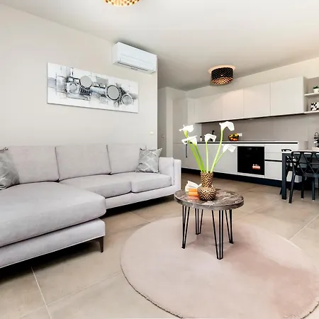 Salteria Premium 3 Apartment *
